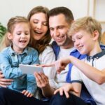 Educare al digitale, mini guida per i genitori.