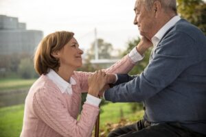 Caregiver familiare e marito con la Malattia di Parkinson.